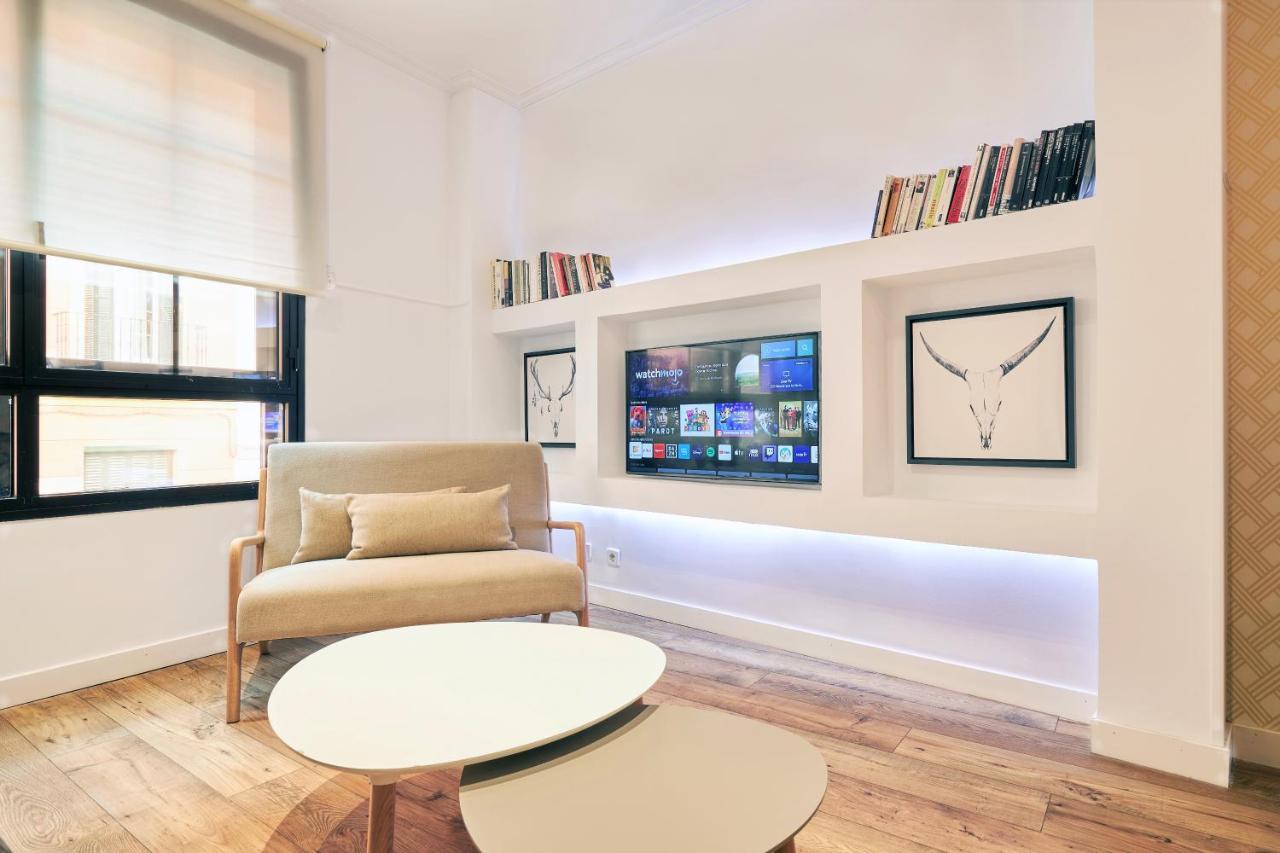 Conde Duque St Appartement Madrid Buitenkant foto