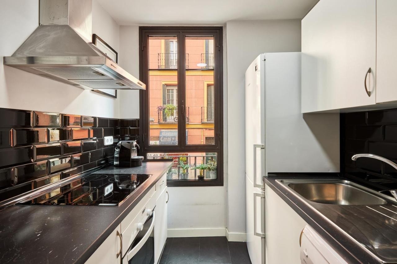 Conde Duque St Appartement Madrid Buitenkant foto