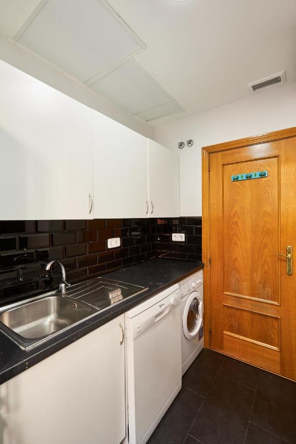 Conde Duque St Appartement Madrid Buitenkant foto