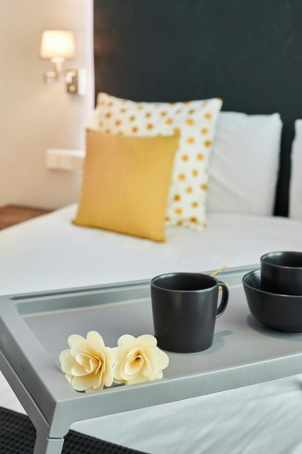 Conde Duque St Appartement Madrid Buitenkant foto